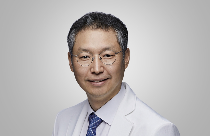 스마트폰 사용 일상화… 손 저림 반복되면 ‘손목터널증후군’ 의심해야