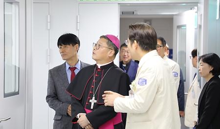 가톨릭세포치료사업단, 미래 도약을 위한 첨단바이오의약품 제조소 확장 공개 및 축복식 개최